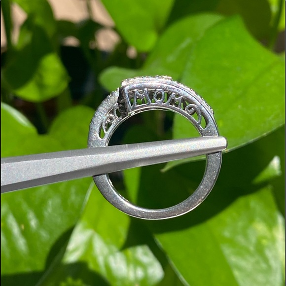 Heng Ngai 925 sterling silver overlap Diamond MOM ring💎 - Picture 5 of 16